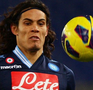O Cavaniho sa bijú veľkokluby