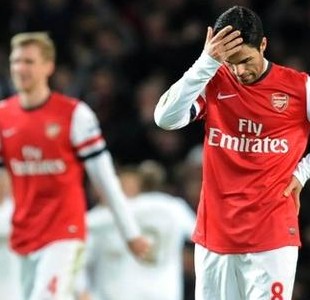 Zdecimovaný Arsenal narazí na Fenerbahce