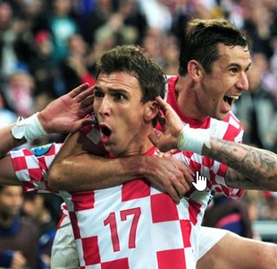 Fatálne chyby rozhodcov pokračujú
